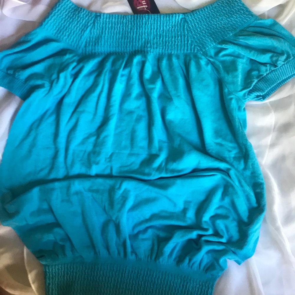 Blue top